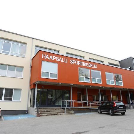 Sports Centre Haapsalu Hostel Bagian luar foto