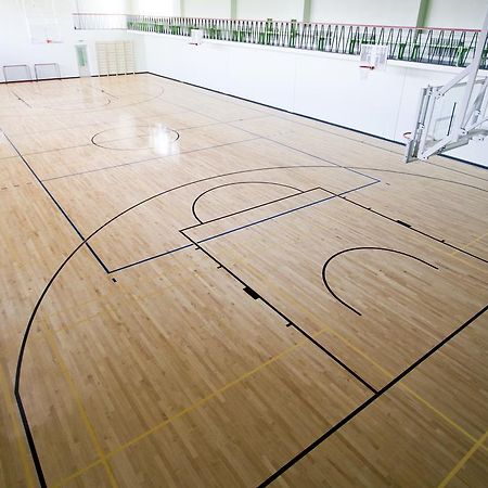 Sports Centre Haapsalu Hostel Bagian luar foto